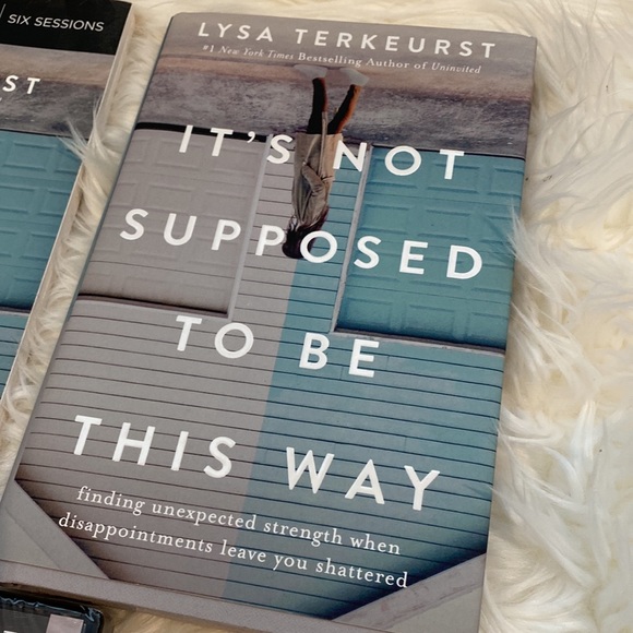 Lysa Terkeurst “It’s Not Supposed to be This Way” complete set - Picture 3 of 7